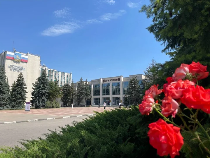 Главный корпус БГТУ им. В. Г. Шухова